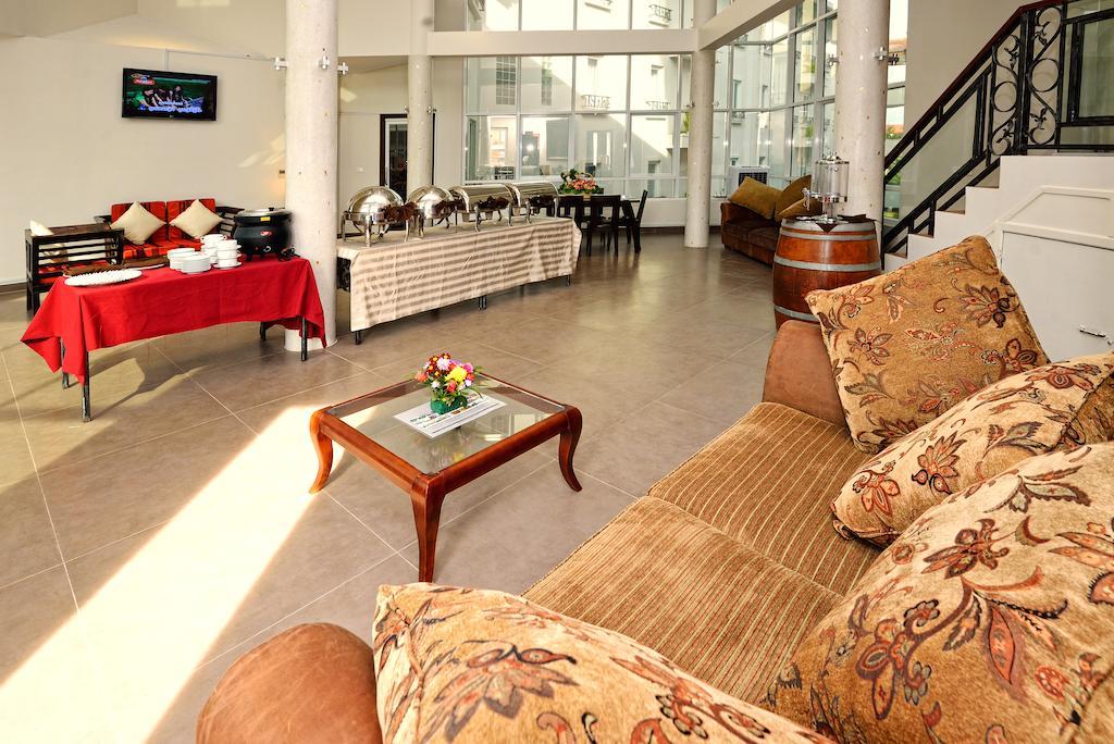 Hotel Nataya Сіануквіль Екстер'єр фото